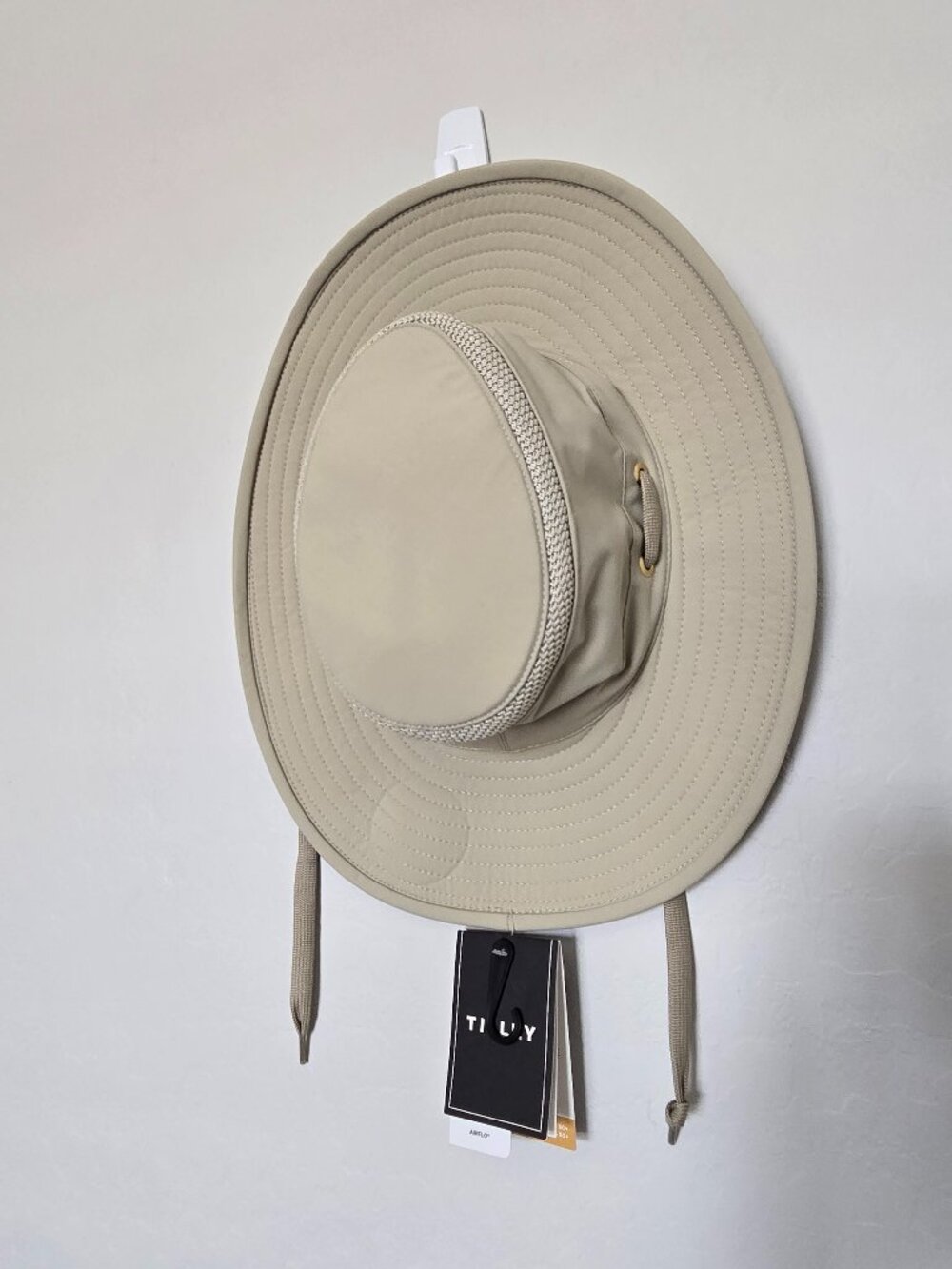 Tilley LTM6 Airflo Sun Hat Khaki Size 6 7/8 Never Worn